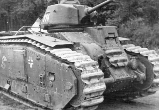flame tank PzKpfw B2 (Flamm)