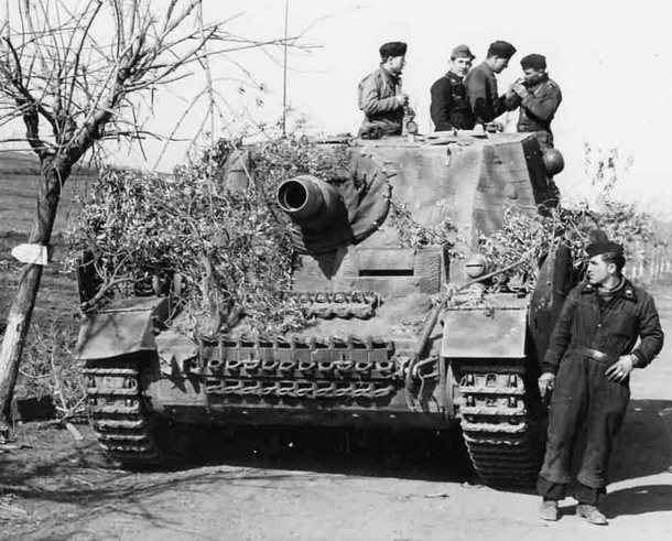 Sturmpanzer Brummbär