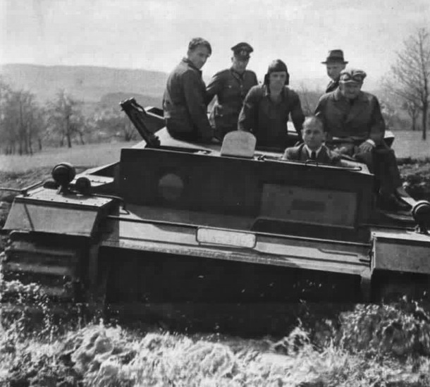tank PzKpfw VI Tiger