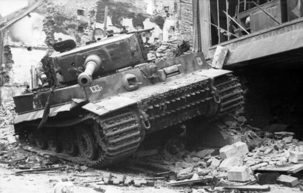 tank PzKpfw VI Tiger